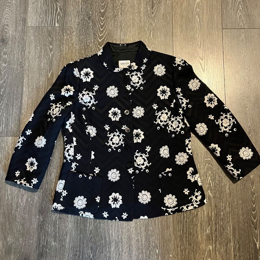 Armani Collezioni Italy Button Front Blazer Jacket Collared Black White Size 8